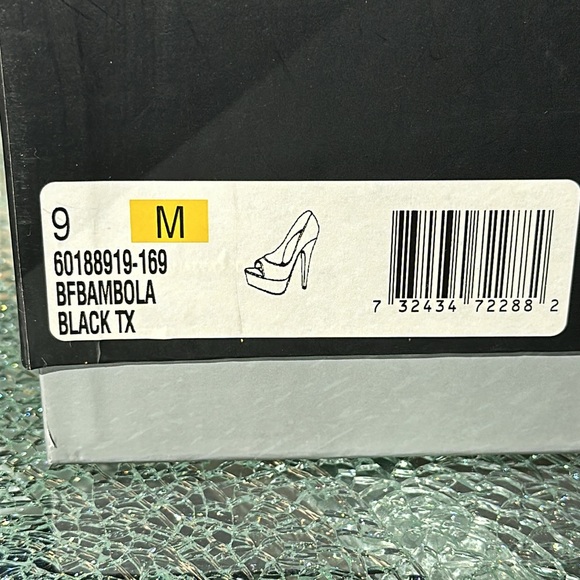 BRIAN ATWOOD BAMBOLA SIZE 9 EUC VELVETY W/DESIGN. GORGEOUS 5” HEEL W/ PLATFORM - Picture 7 of 8